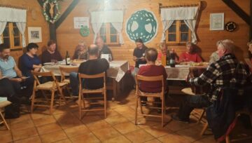 O jesenskih pevskih srečanjih v hramu